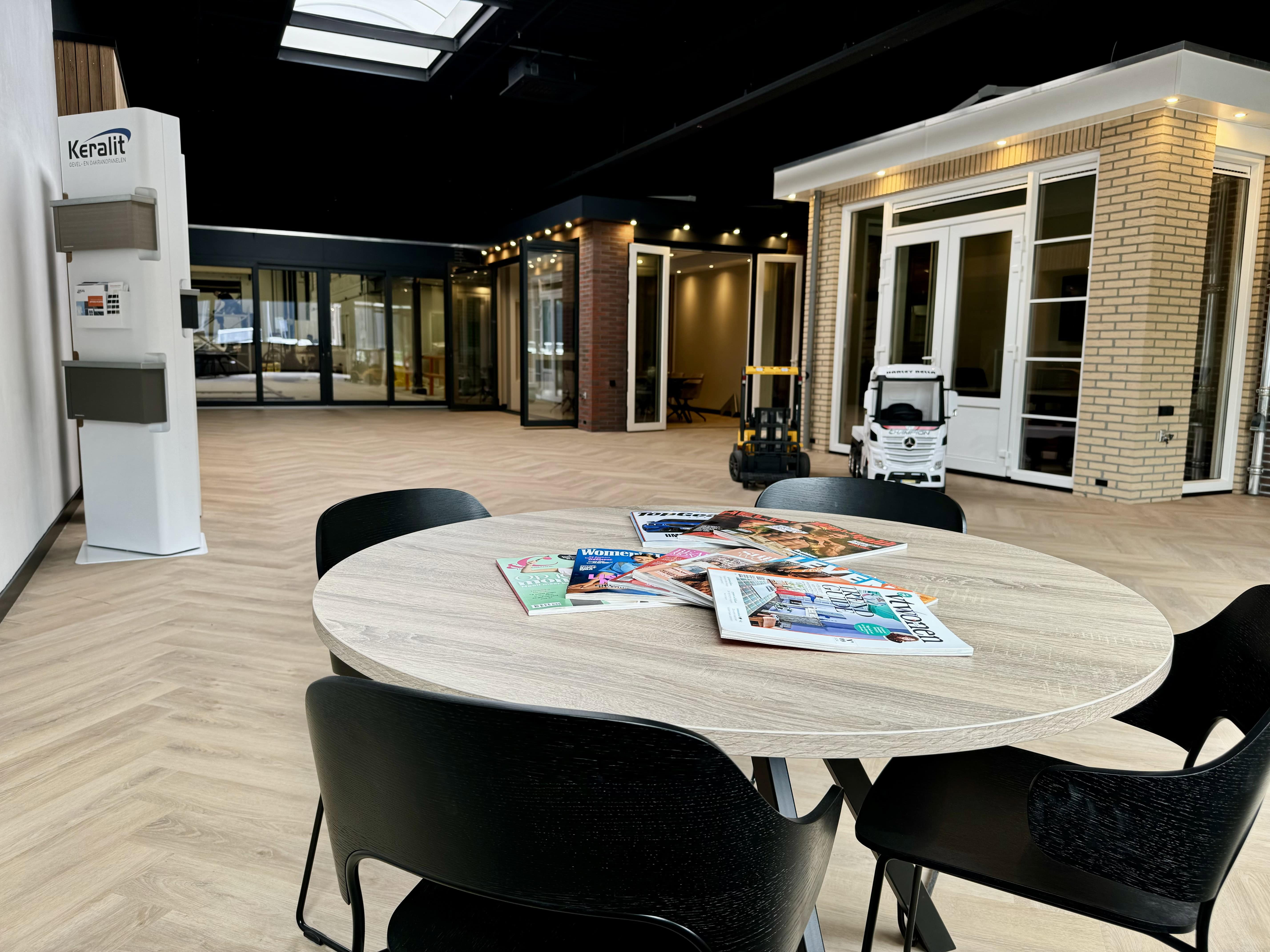 Showroom amsterdam foto 2 16 10 2024